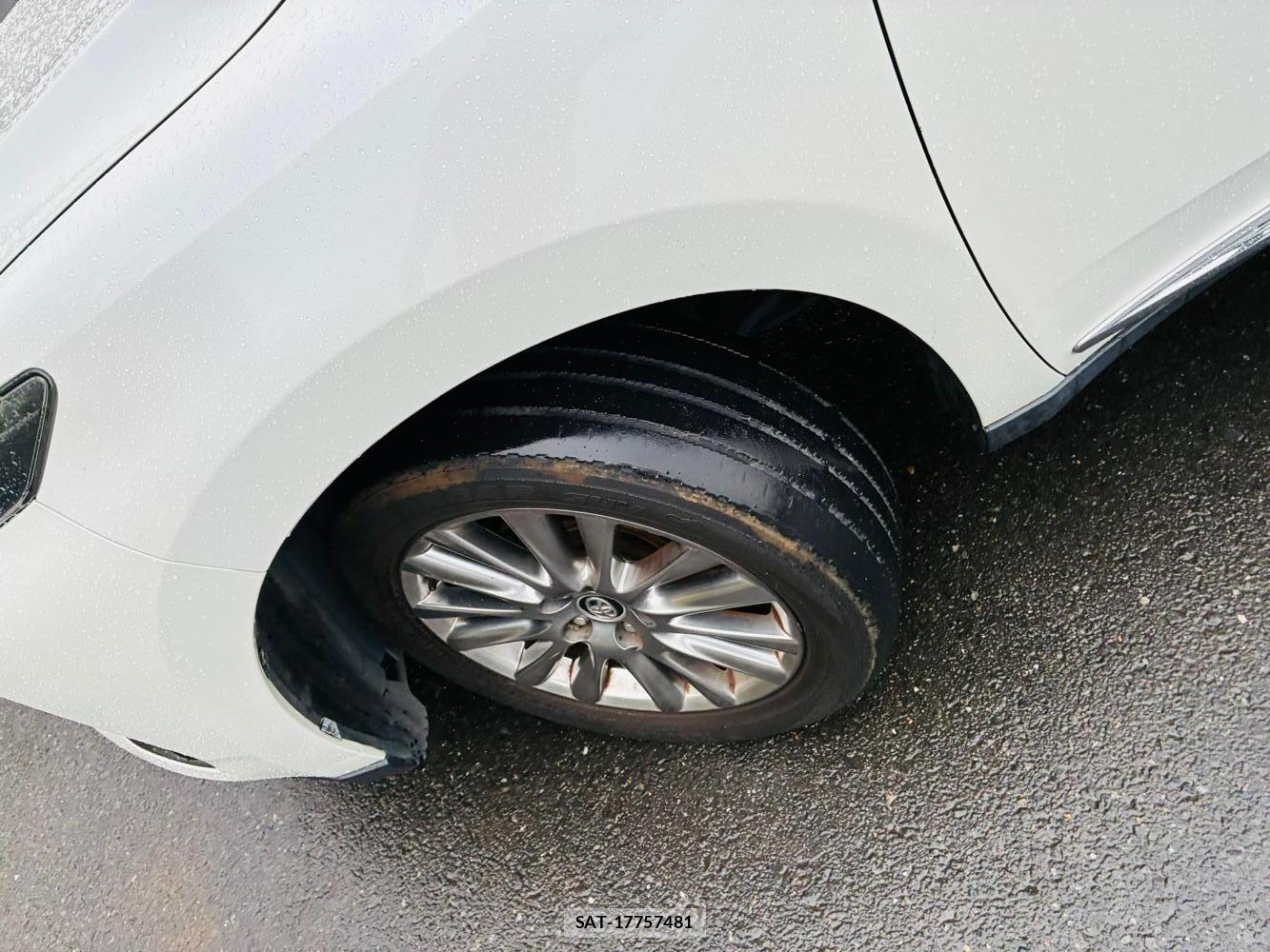 Toyota HARRIER 2015-09 8544996-30