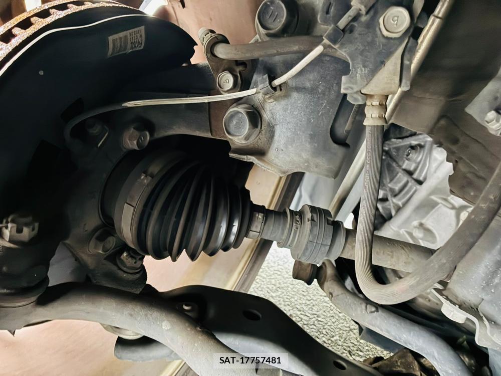 Toyota HARRIER 2015-09 8544996-32