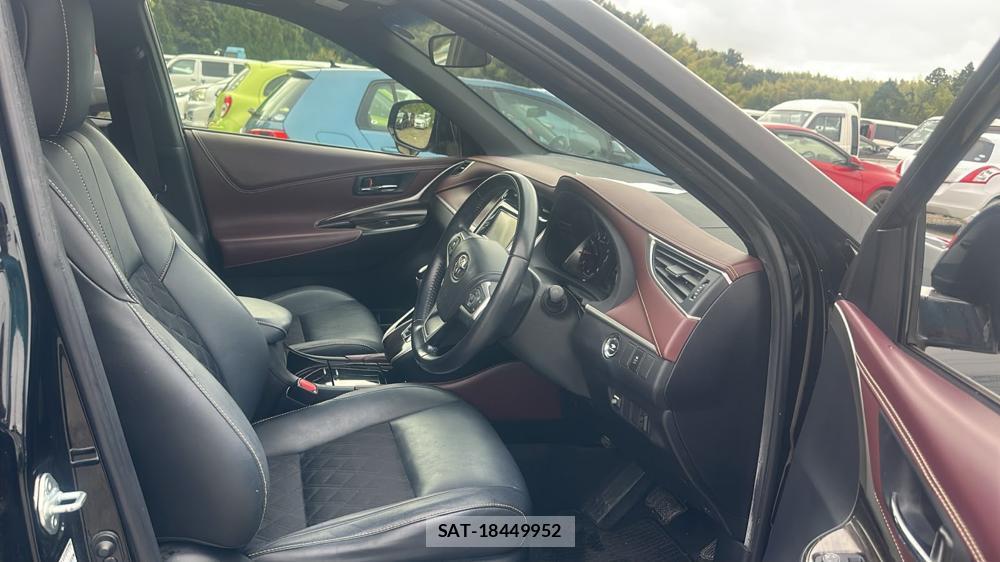 Toyota HARRIER 2015-11 8697174-11