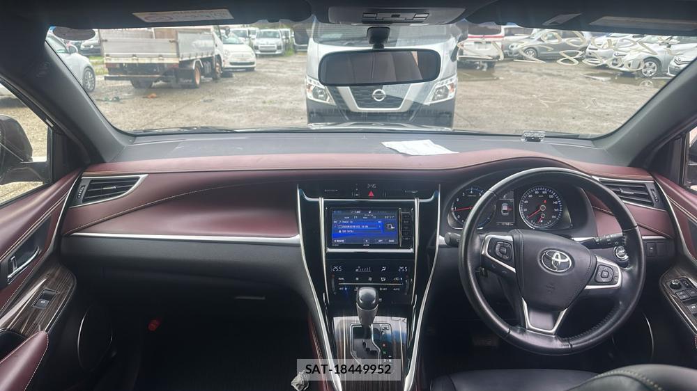 Toyota HARRIER 2015-11 8697174-12
