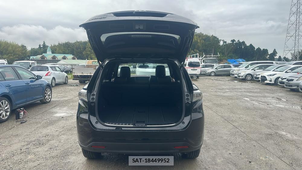 Toyota HARRIER 2015-11 8697174-23