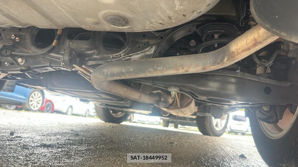 Toyota HARRIER 2015-11 8697174-32