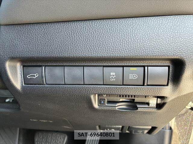Toyota HARRIER 2020-09 1824949-7