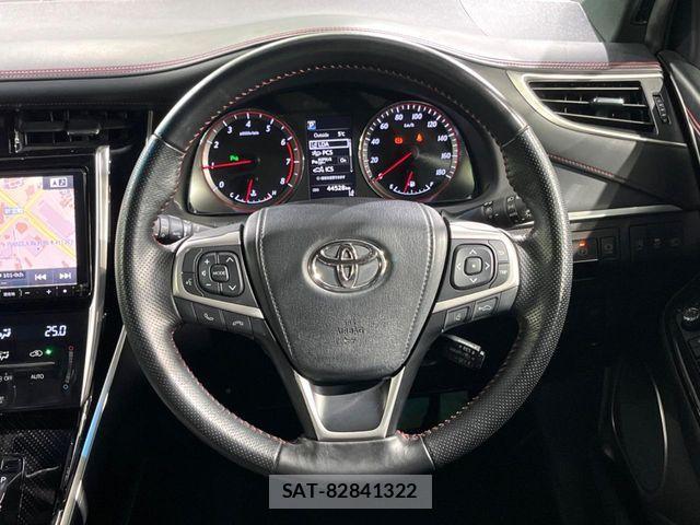 Toyota HARRIER 2017-06 3374410-10
