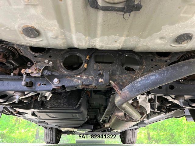 Toyota HARRIER 2017-06 3374410-18