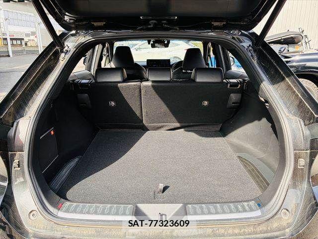 Toyota HARRIER 2020-11 3905903-11