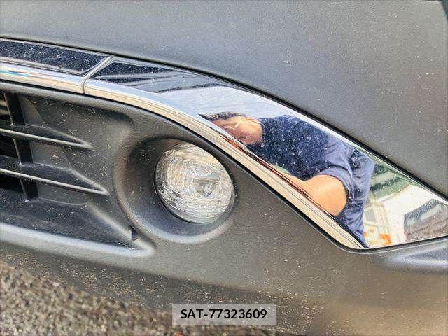 Toyota HARRIER 2020-11 3905903-25