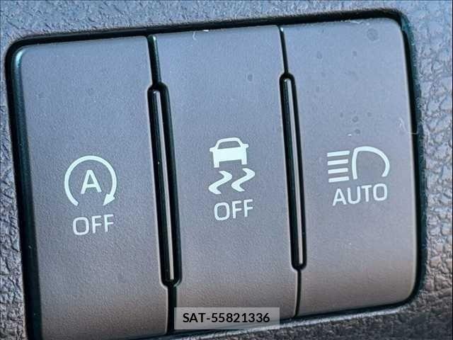 Toyota HARRIER 2017-11 4593135-21