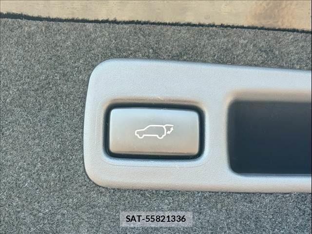 Toyota HARRIER 2017-11 4593135-22