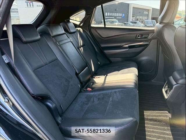 Toyota HARRIER 2017-11 4593135-7