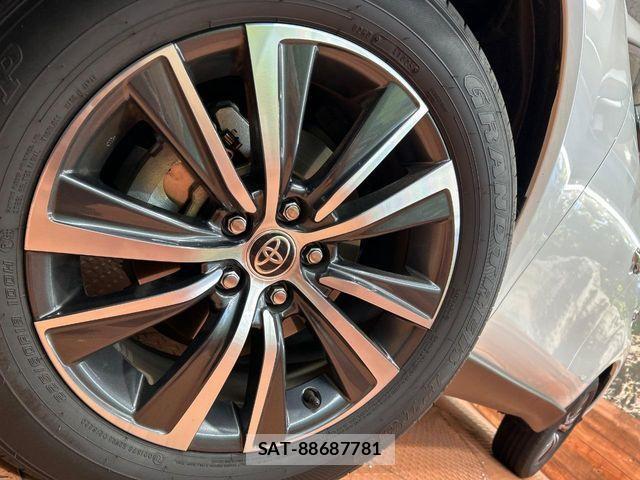 Toyota HARRIER 2025-05 4593015-12