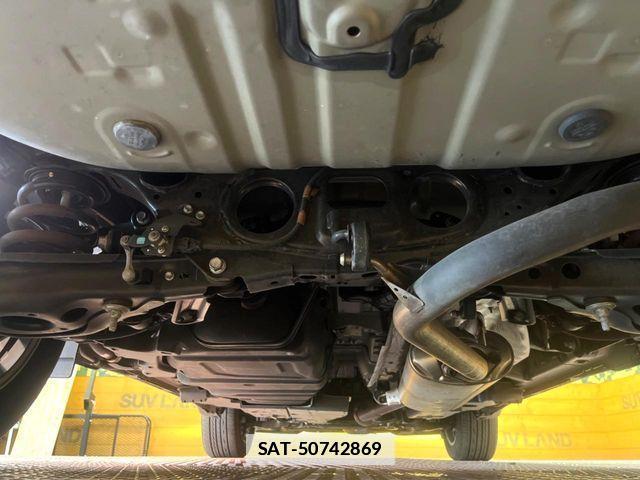 Toyota HARRIER 2017-07 4593106-18