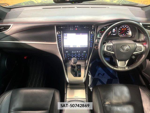 Toyota HARRIER 2017-07 4593106-1
