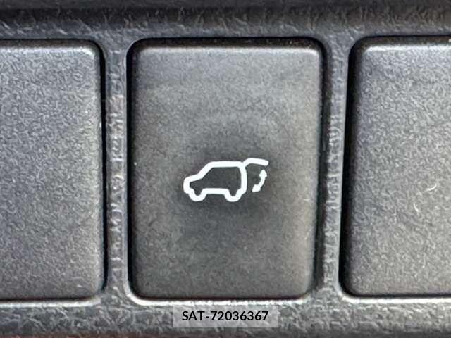 Toyota HARRIER 2014-06 5868641-22