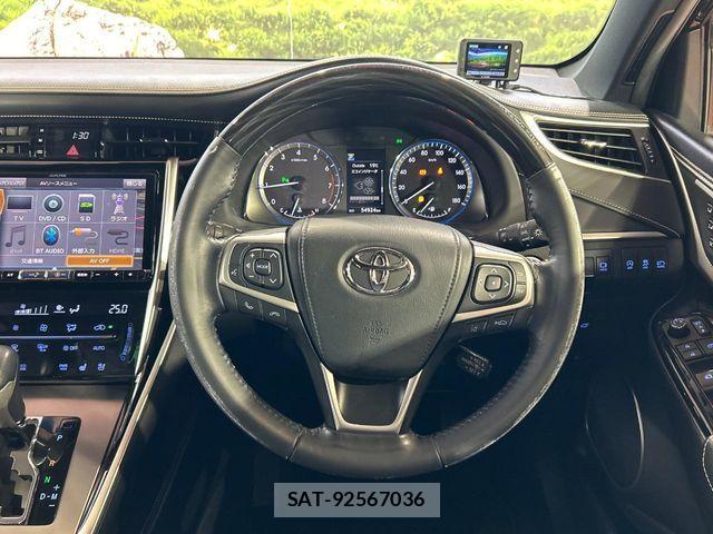 Toyota HARRIER 2017-07 5868619-10