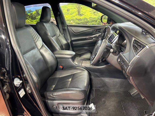 Toyota HARRIER 2017-07 5868619-7
