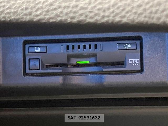 Toyota HARRIER 2016-12 6215146-6