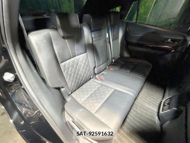 Toyota HARRIER 2016-12 6215146-8
