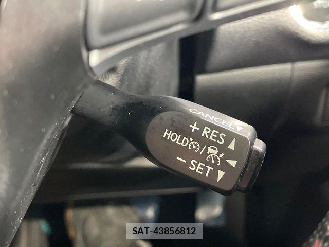 Toyota HARRIER 2017-06 6271764-5