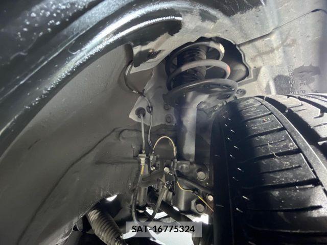 Toyota HARRIER 2014-10 6526245-18