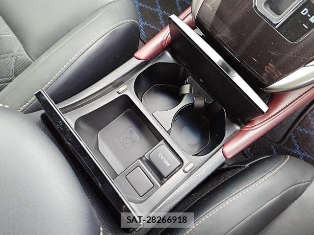 Toyota HARRIER 2018-08 6612110-19