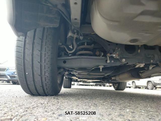Toyota HARRIER 2017-03 6641637-12