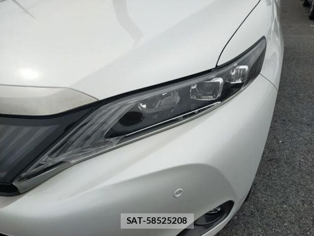 Toyota HARRIER 2017-03 6641637-15