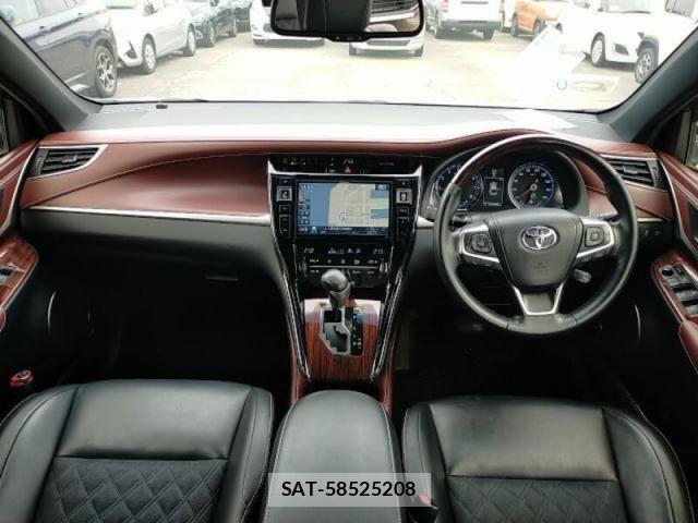 Toyota HARRIER 2017-03 6641637-25