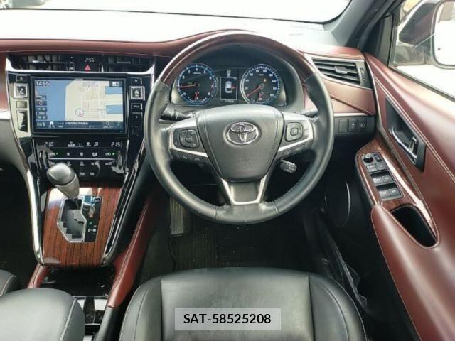 Toyota HARRIER 2017-03 6641637-26