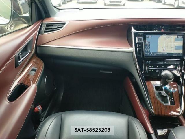 Toyota HARRIER 2017-03 6641637-27
