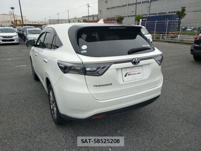 Toyota HARRIER 2017-03 6641637-2