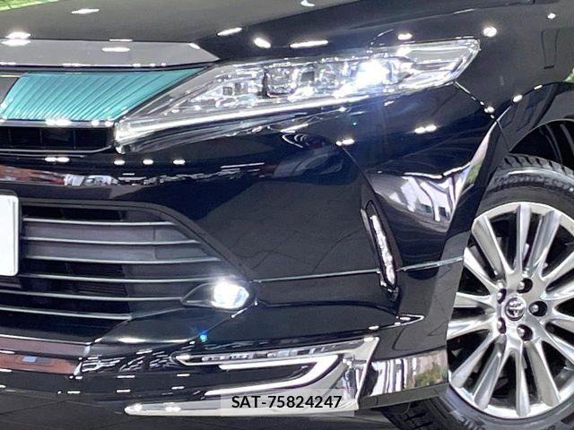 Toyota HARRIER 2017-12 6671632-11