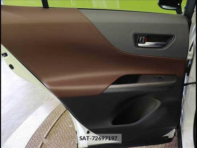 Toyota HARRIER 2023-12 6671568-28