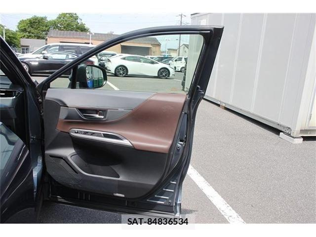 Toyota HARRIER 2021-02 6676103-27