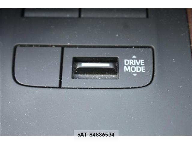 Toyota HARRIER 2021-02 6676103-4