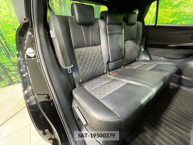 Toyota HARRIER 2017-06 6676107-8