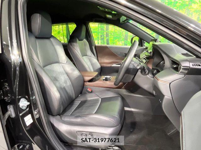 Toyota HARRIER 2021-01 6676100-7
