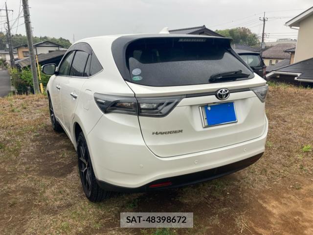 Toyota HARRIER 2017-05 6676116-2