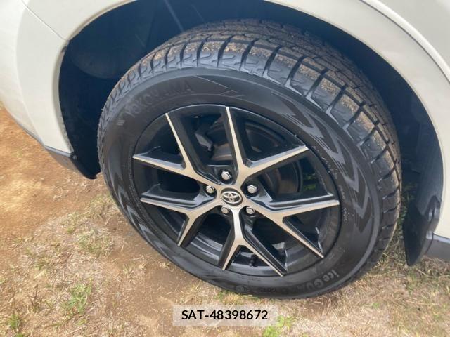 Toyota HARRIER 2017-05 6676116-5