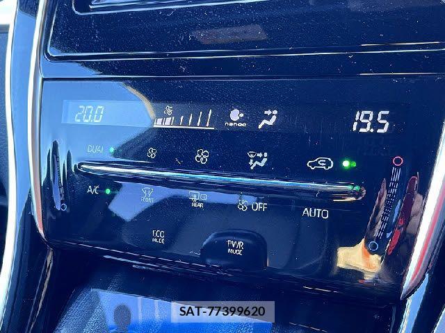 Toyota HARRIER 2018-02 6676104-16