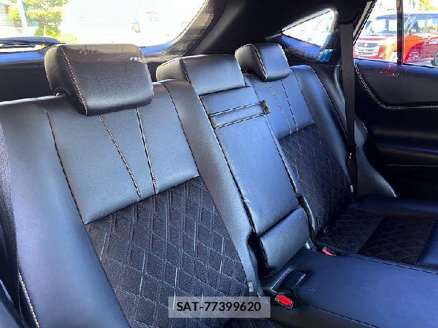 Toyota HARRIER 2018-02 6676104-3