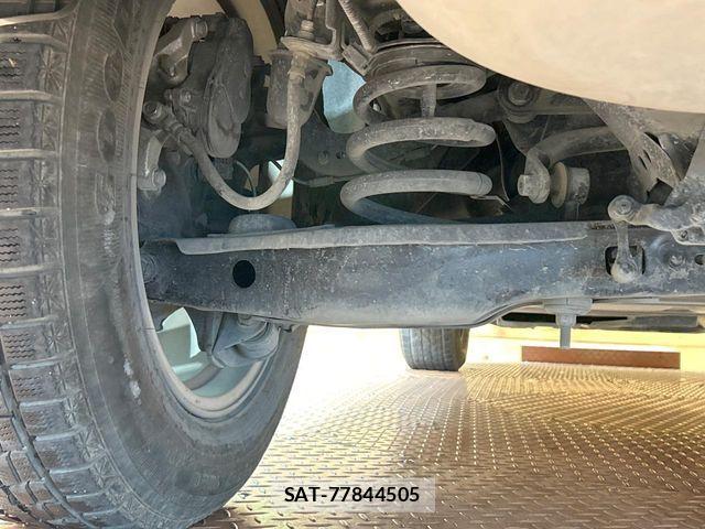 Toyota HARRIER 2018-02 6676105-19
