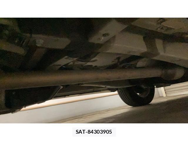 Toyota HARRIER 2004-04 6676119-13
