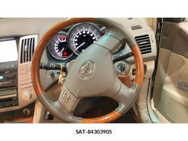 Toyota HARRIER 2004-04 6676119-17