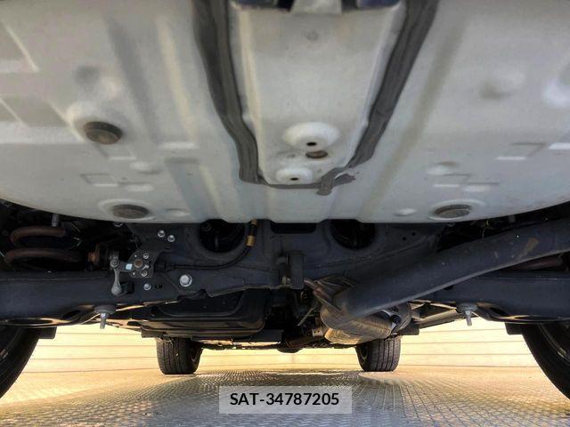 Toyota HARRIER 2017-10 6676108-18