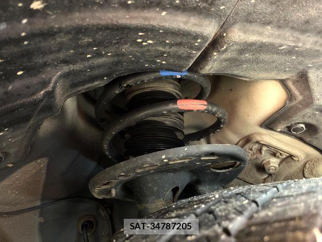 Toyota HARRIER 2017-10 6676108-19