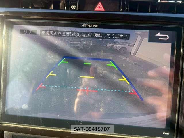 Toyota HARRIER 2017-02 6683789-3