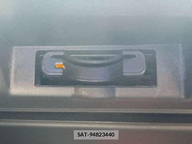 Toyota HARRIER 2017-11 6691035-6