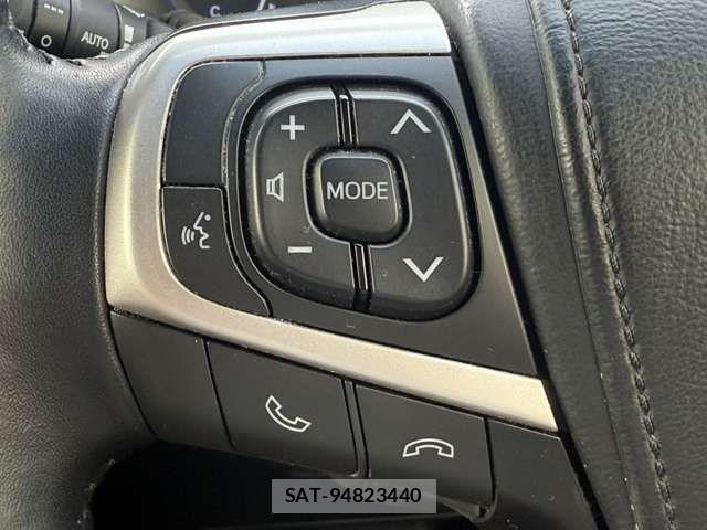 Toyota HARRIER 2017-11 6691035-7