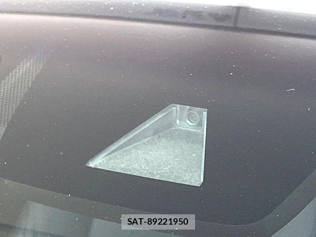 Toyota HARRIER 2021-12 6716213-4